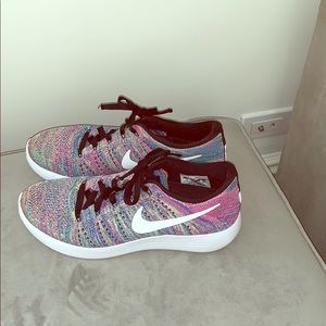 Nike Lunarepic low women’s sneakers 9 VGC RAINBOW